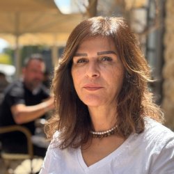 שרה