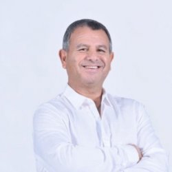 מוטי