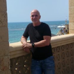 ניסים