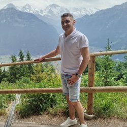 Назар