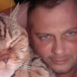 Евгений тут