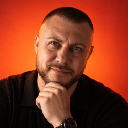 Михаил