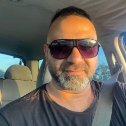 Yazan