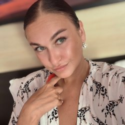 Таня