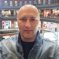 Виктор