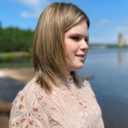 Анна