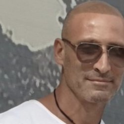 ליאור