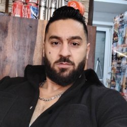 Yazan