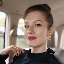 Карина