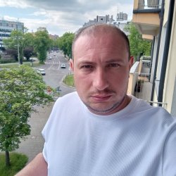 Виктор