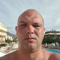 Максим