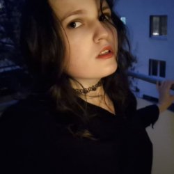 Аня
