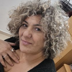 ליאור