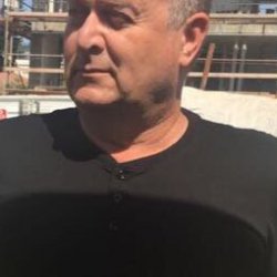 עוזי