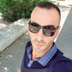אדם