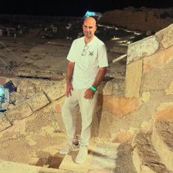 גיא