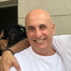 יצחק