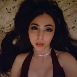 Аня