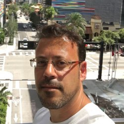 שלומי