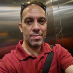 יוני גולדשטיין
