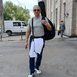 Денис