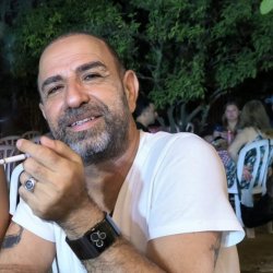 ליאור