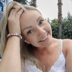Larisa