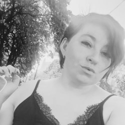 Альона