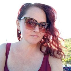 Живущая Счастьем