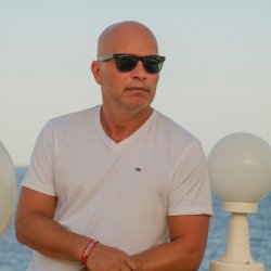 Александр