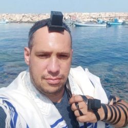 יוסי