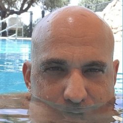 דניאל