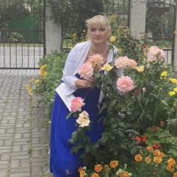 Аня
