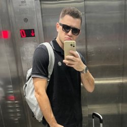 וניה