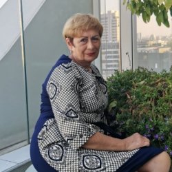 Таня