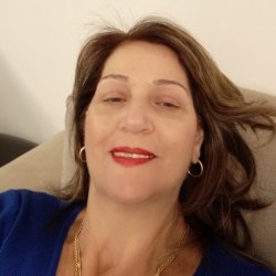 נעומי