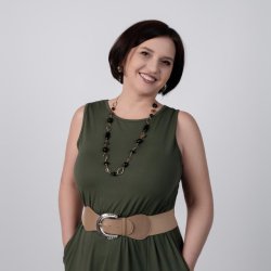 Полина