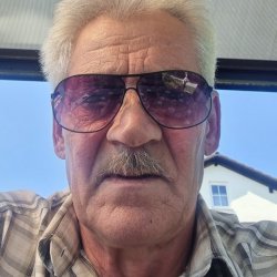 Виктор