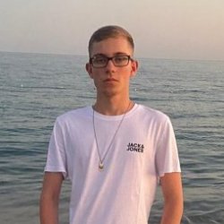 Денис