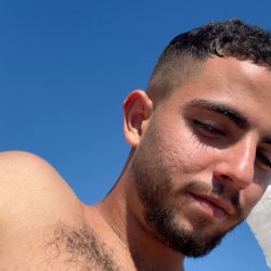 רון