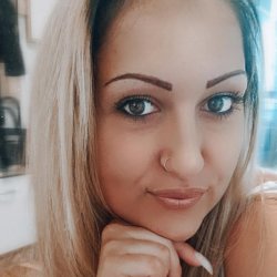 Александра