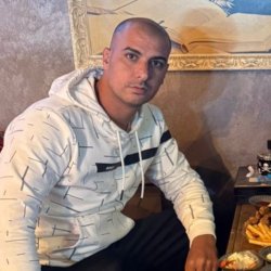 Амир король