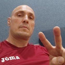 антон