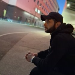 Djoni