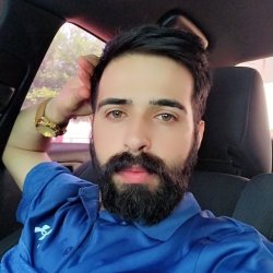 Mo