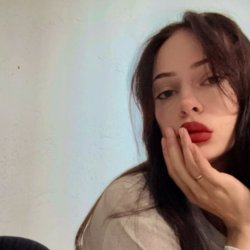 Аня