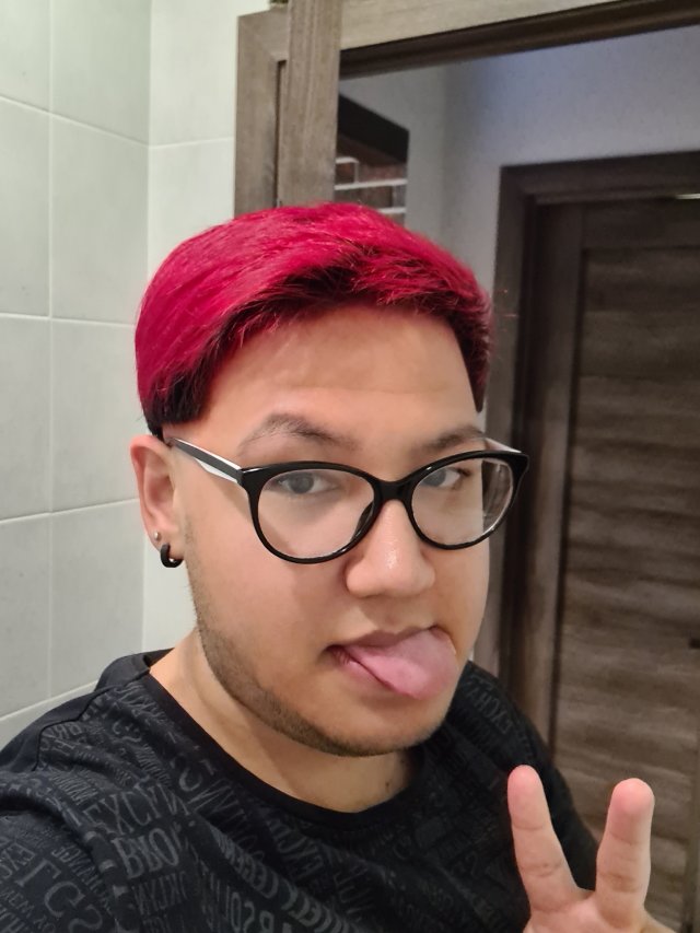 Полина Долинскаяның жалаңаш суреті