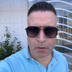 Yaniv