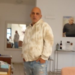 Avi