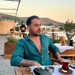 Özgür